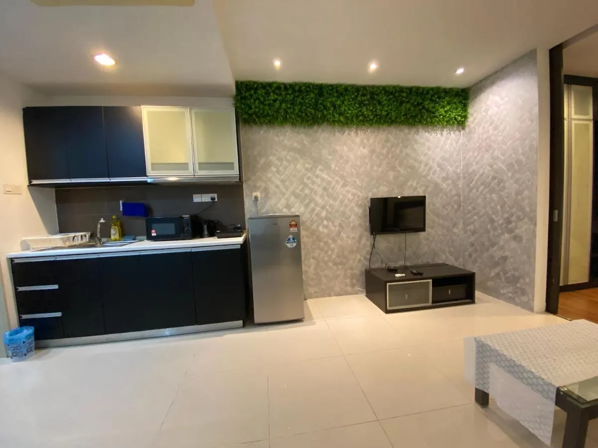 Spacious 3R,2R,Studio 5Min Walk To Time Square,Lalaport, Pool,Gym,Wifi Lägenhet Kuala Lumpur